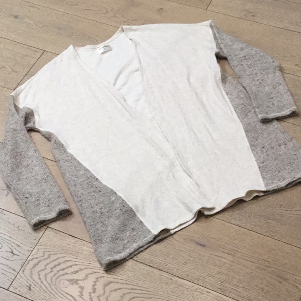 Woman’s Gentle Fawn cream and oatmeal cardigan sweater. Medium. Like new!